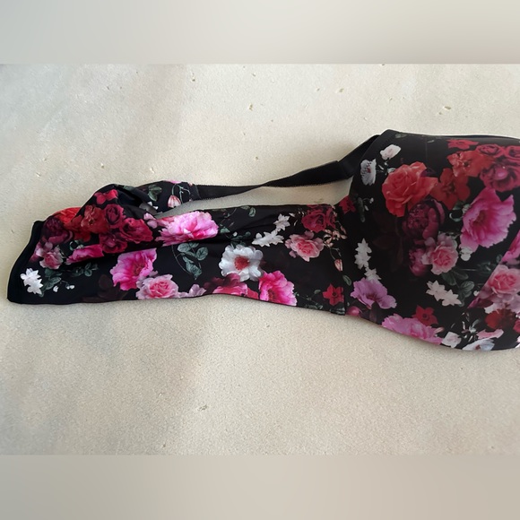 Torrid *NWT* Flower balconette bra - Picture 2 of 7